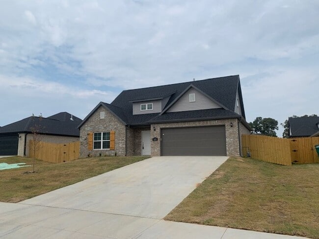 2658 Cassidy Ave in Springdale, AR - Building Photo - Building Photo