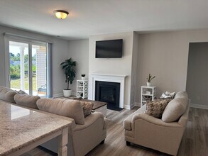 1022 Terraces Ln in Hampstead, NC - Building Photo - Building Photo