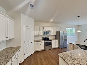 1732 Weatherbrook Cir in Lawrenceville, GA - Building Photo - Building Photo