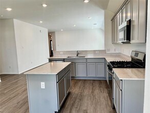 5304 Winding Strm Dr in Rosenberg, TX - Foto de edificio - Building Photo