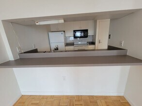 100 W Squantum St in Quincy, MA - Building Photo - Building Photo