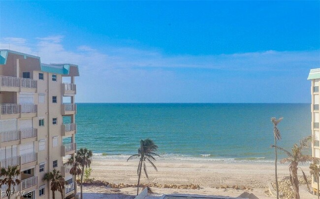 7400 Estero Blvd in Fort Myers Beach, FL - Building Photo - Building Photo