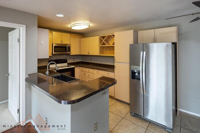 property at 95-270-270 Waikalani Dr