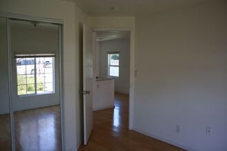 2724 Rohnerville Rd in Fortuna, CA - Building Photo - Building Photo