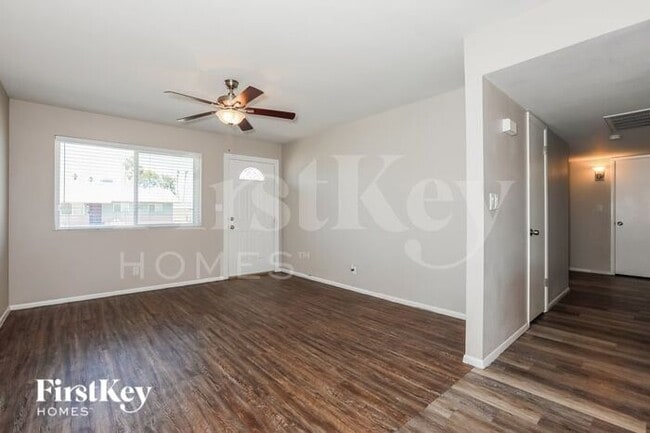 1021 E Millett Ave in Mesa, AZ - Building Photo - Building Photo