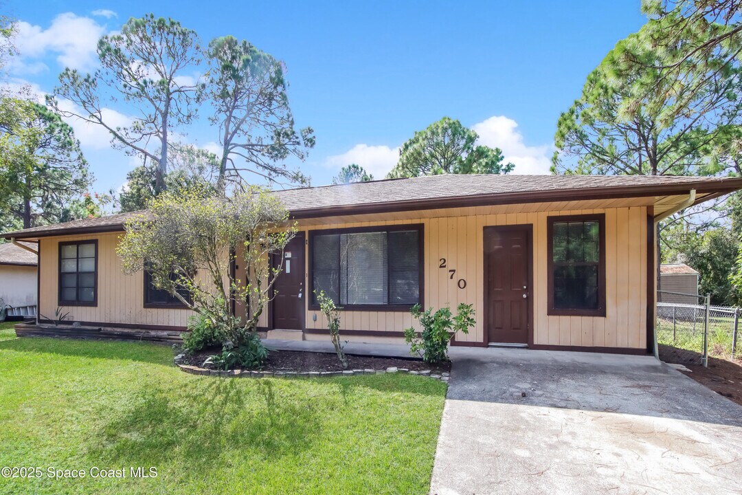 270 San Marino Rd SW in Palm Bay, FL - Building Photo