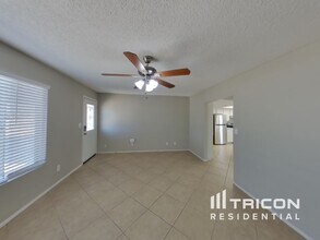 3727 E Dahlia Dr in Phoenix, AZ - Building Photo - Building Photo