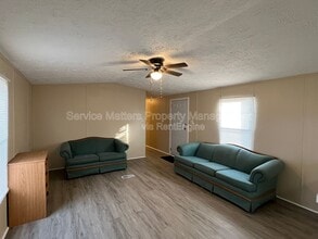 4819 Douglas Dr in Milton, FL - Building Photo - Building Photo