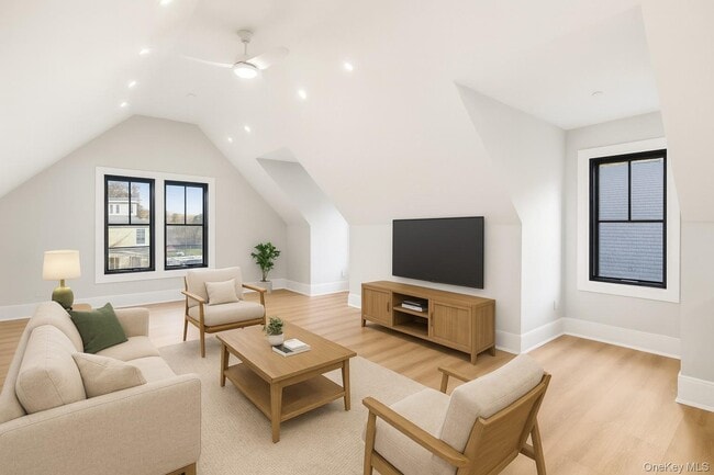 34 Clinton Ave in Dobbs Ferry, NY - Building Photo - Building Photo