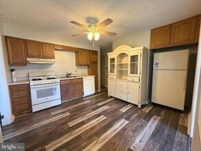 509 5th Ave in Barrington, NJ - Building Photo - Building Photo