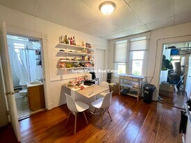 225 Windsor St, Unit 2 in Cambridge, MA - Building Photo
