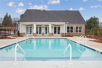 211 Cypress Ln in Villa Rica, GA - Building Photo - Building Photo