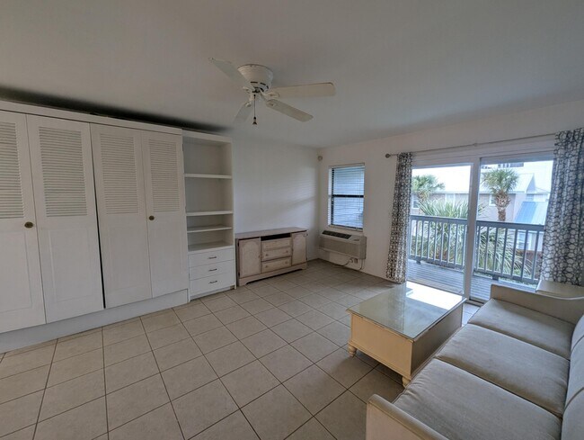 126 S Walton Lakeshore Dr in Inlet Beach, FL - Building Photo - Building Photo