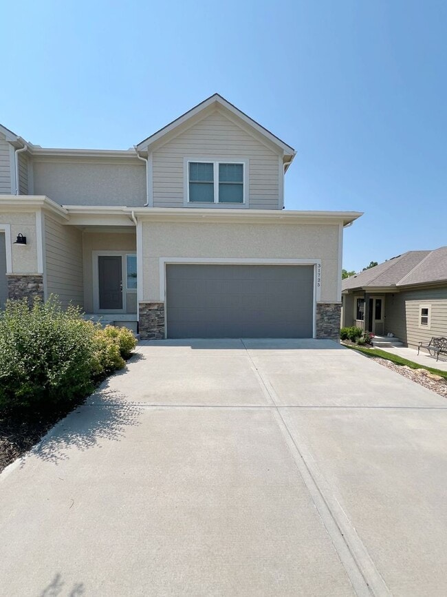 property at 31725 W 83rd Ct