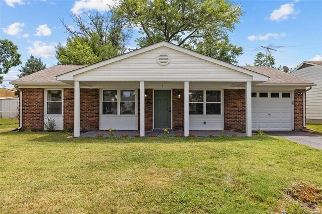 property at 1 Flamingo Dr