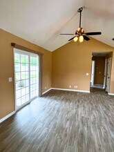 102 Acacia Dr in Kingsland, GA - Building Photo - Building Photo