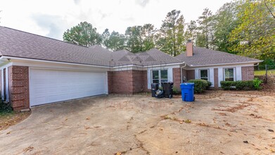 8533 Par Ct in Columbus, GA - Foto de edificio - Building Photo