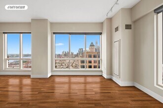 350 W 42nd St in New York, NY - Building Photo - Building Photo