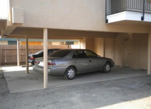 240 S F St in Tulare, CA - Building Photo - Building Photo