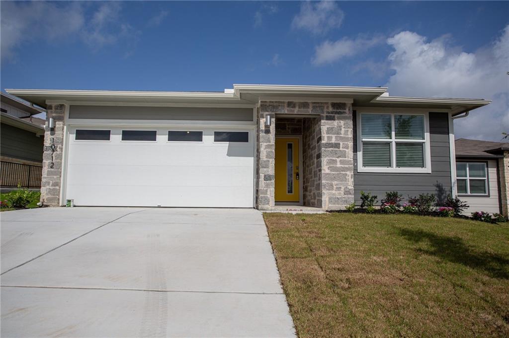 10712 Deaton Ln in Austin, TX - Building Photo