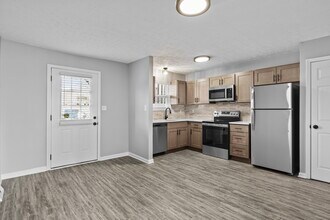 Mt. Tabor Apartments in Lexington, KY - Building Photo - Building Photo