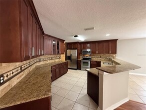 7014 Early Gold Ln in Riverview, FL - Building Photo - Building Photo