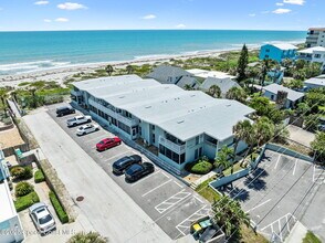 2625 S Atlantic Ave in Cocoa Beach, FL - Building Photo - Building Photo