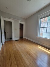109 Union St in Vernon, CT - Building Photo - Building Photo