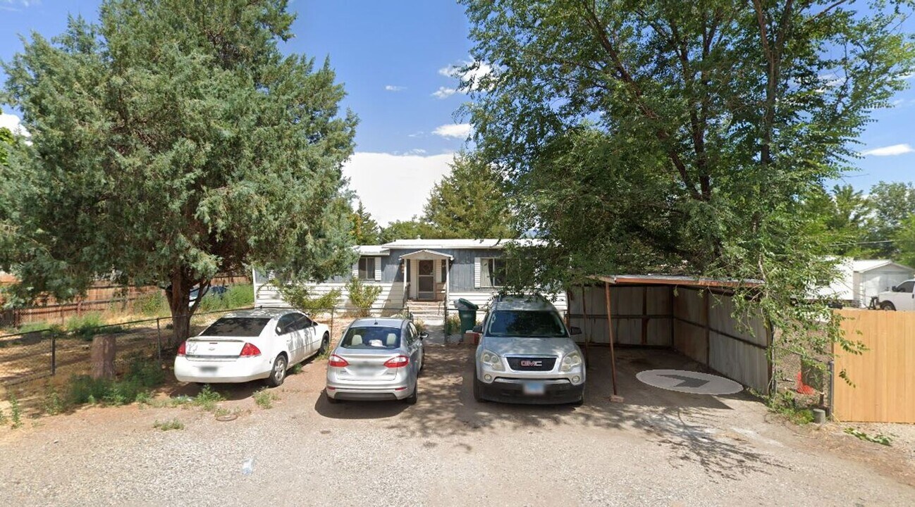614 Tropicana Dr in Grand Junction, CO - Building Photo