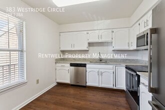383 Westridge Cir in Phoenixville, PA - Building Photo - Building Photo