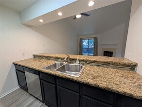 1725 Westerham Dr in Dallas, TX - Building Photo - Building Photo