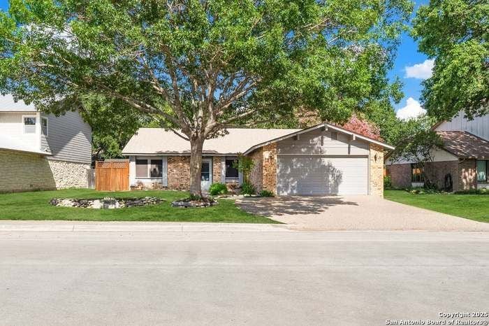 3410 Green Spring Dr in San Antonio, TX - Building Photo