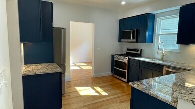 29 Catherine St in Boston, MA - Building Photo - Building Photo