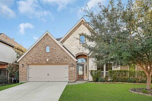 28011 Hallimore Dr in Spring, TX - Building Photo
