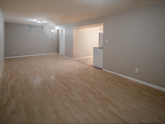 8 Springfield Crescent in St. Albert, AB - Building Photo - Building Photo
