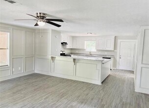 142 County Rd 322 in Cleveland, TX - Building Photo - Building Photo