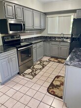 2807 Polk St in Hollywood, FL - Building Photo - Building Photo