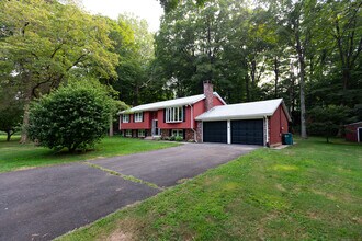 45 Renshaw Rd in Hamden, CT - Building Photo - Building Photo