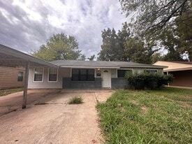 3303 Thunderbird Ln in Bossier City, LA - Building Photo