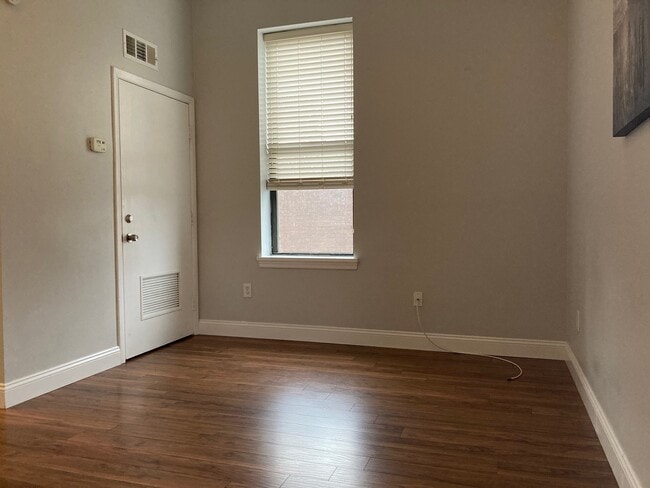 1203 N W Ave, Unit 102 in Pittsburgh, PA - Foto de edificio - Building Photo