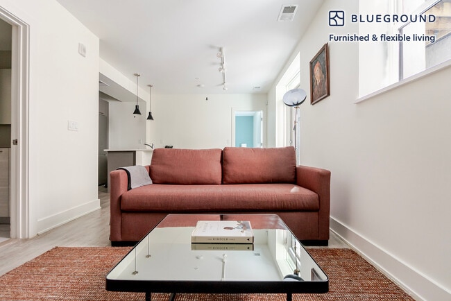 816 Potomac Ave SE in Washington, DC - Building Photo - Building Photo
