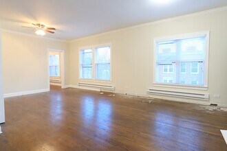 732 W Roscoe in Chicago, IL - Building Photo - Building Photo