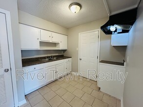 679 N Holmes St in Memphis, TN - Building Photo - Building Photo