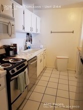 3050 Rue D’Orleans-Unit -Unit 244 in San Diego, CA - Foto de edificio - Building Photo