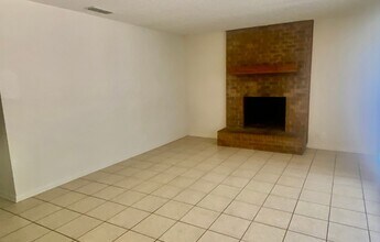 4409-4413 Aberdeen Dr in Tyler, TX - Building Photo - Building Photo