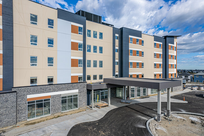 Chinook Villas Apartments in Edmonton, AB - Building Photo - Building Photo