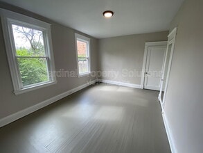 810 Cleveland Ave in Cincinnati, OH - Building Photo - Building Photo