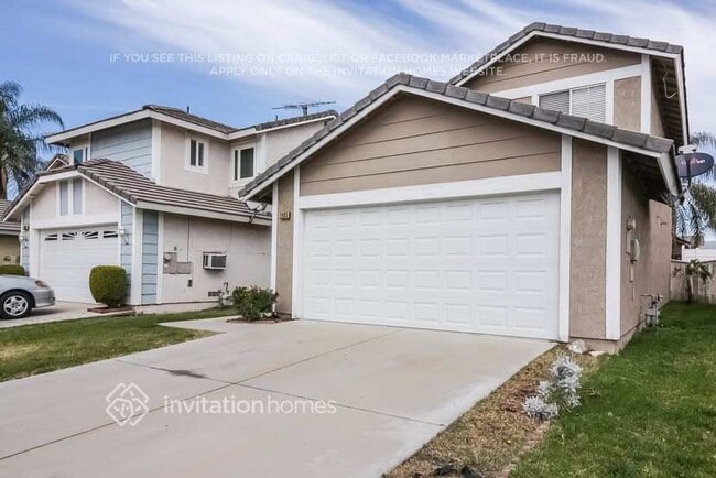2003 W Date Tree Rd in Colton, CA - Building Photo - Building Photo