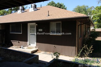 1785 Lincoln Ln in Holladay, UT - Building Photo - Building Photo