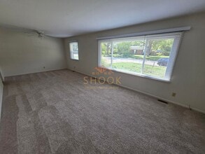 Cozy 3 BR Home in Convenient Location - Sh in West Lafayette, IN - Building Photo - Building Photo